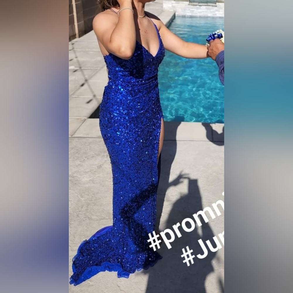 Beautiful Blue Prom 💙 Dress $500
